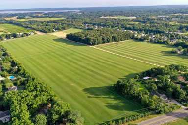 Aquebogue, Riverhead Charter School
