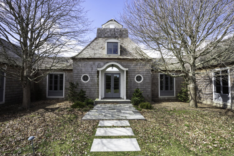 Hamptons, French Provincial 