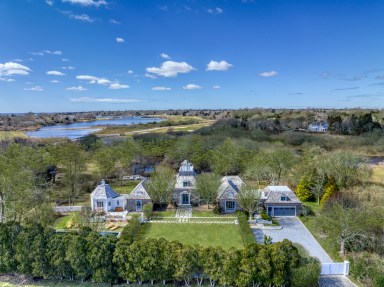 Hamptons, French Provincial