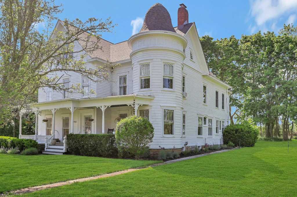 Laurel, North Fork
