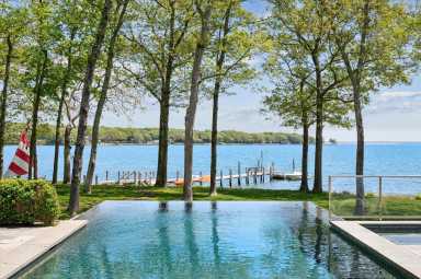 Shelter Island, Little Ram Island