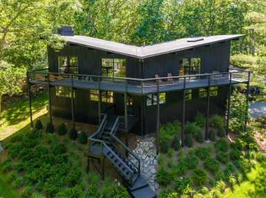 East Hampton, Butterfly House