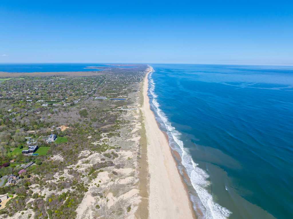 East Hampton oceanfront property, Terry Semel, Hamptons