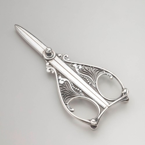 Georg Jensen Grape Shears with ornamental pattern featuring floral lace