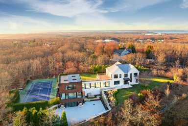 Customized house, Southampton