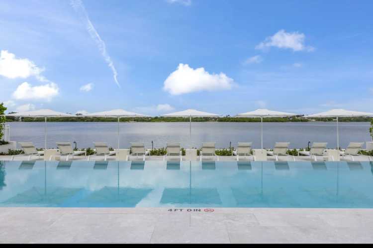 Sharon Sweet, Florida, condo