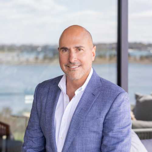 Jon Vaccari, Douglas Elliman