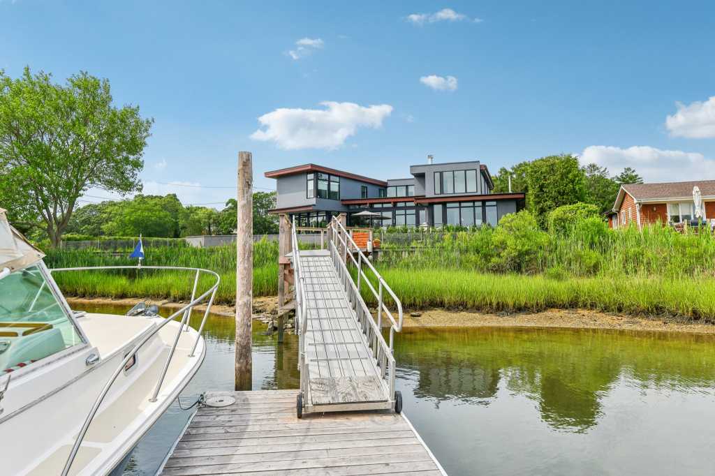 Sag Harbor Cove, Bay Point