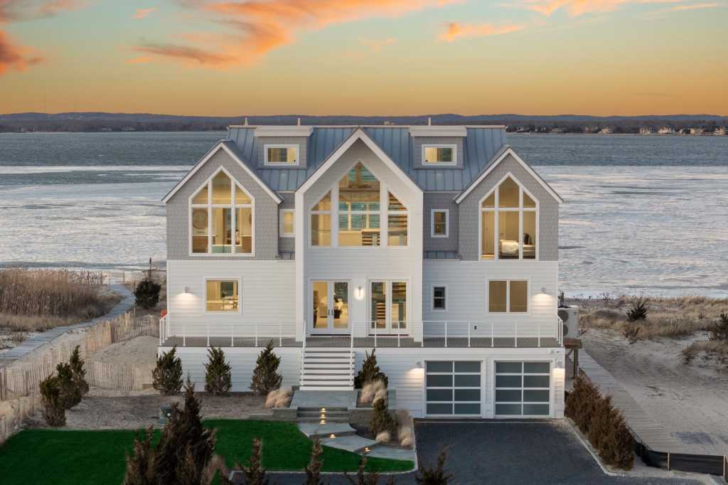 WEST HAMPTON DUNES, SERHANT.