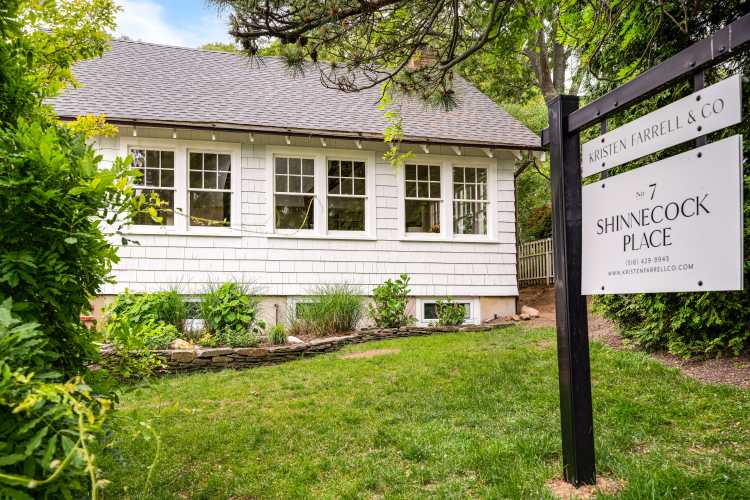 Kristen Farrell, Hampton Bays