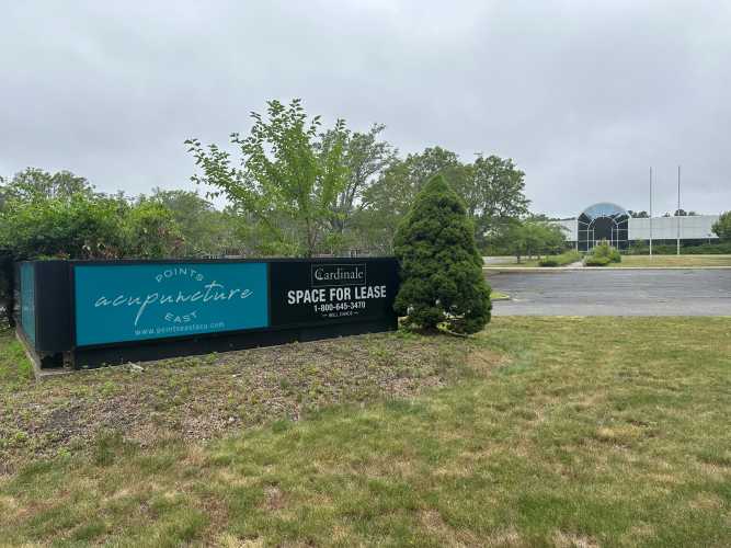 Mattituck, Southold Town, hotel moratorium
