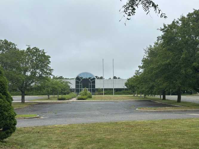 Mattituck, Southold Town, hotel moratorium