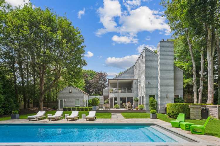 Neo-Bauhaus style, East Hampton