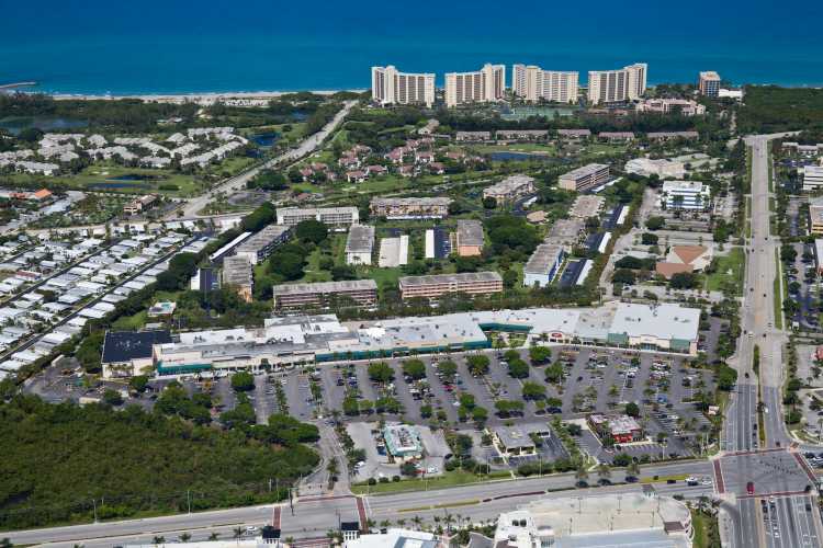 The Shoppes at Jupiter, Jupiter