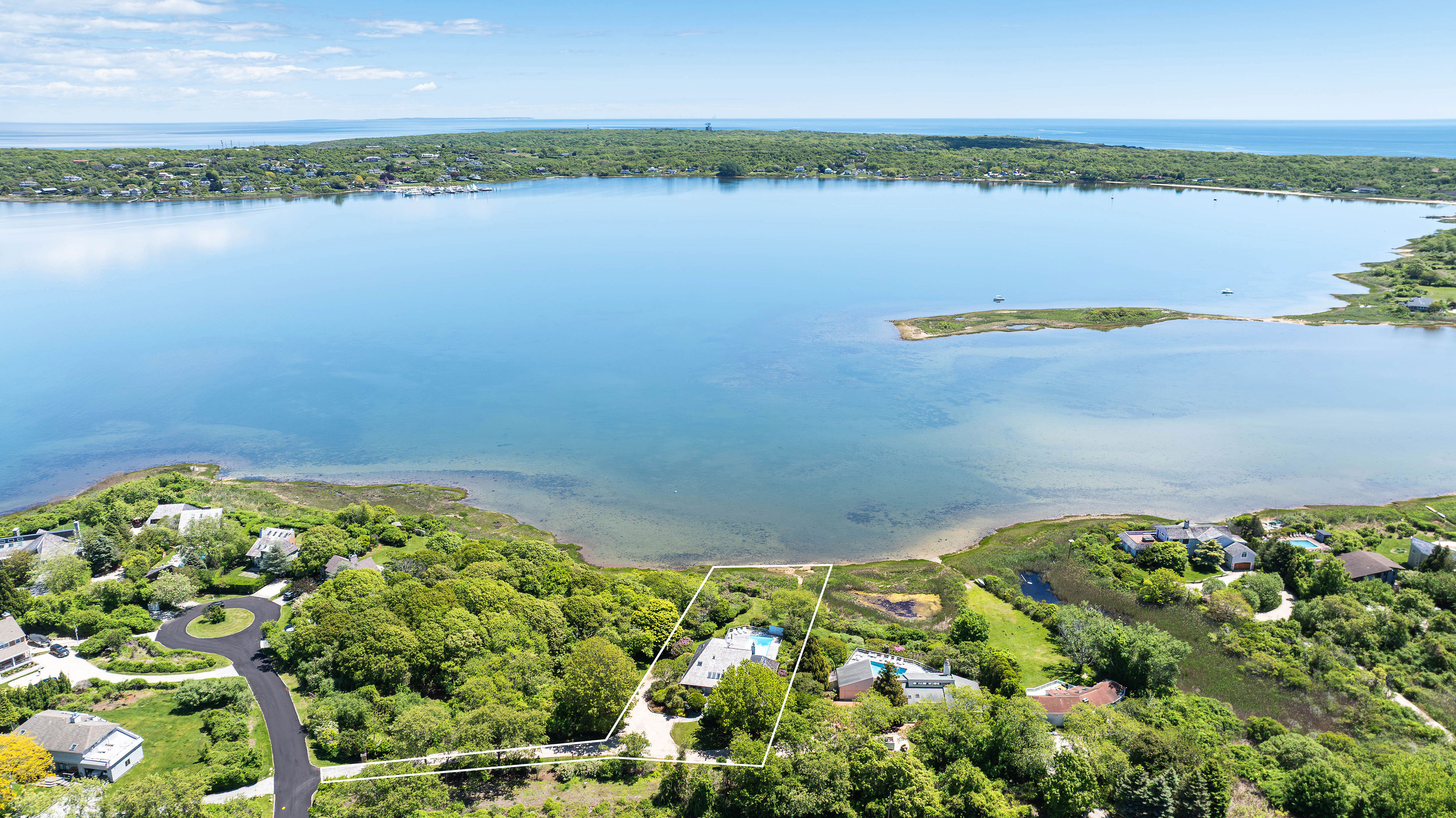 Lake Montauk, Montauk, compound