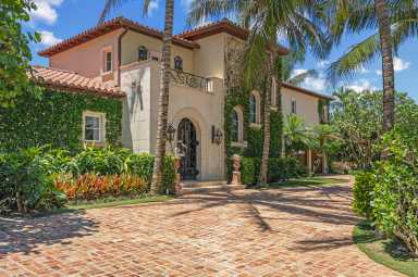 Palm Beach, sales