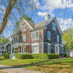East Hampton Village, commercial building