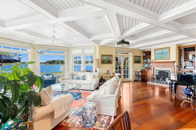 Sag Harbor, Bay Point