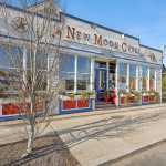 Mary's Pizza and Pasta will replace the New Moon Cafe in East Quogue.