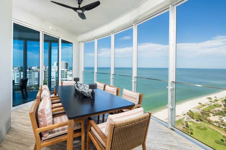 Naples, The Regent at Park Shore