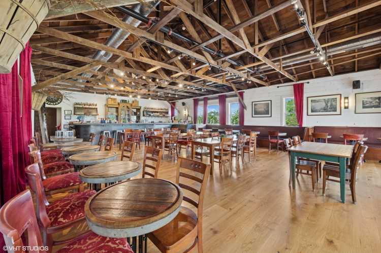 Southold, North Fork, winery, distillery 