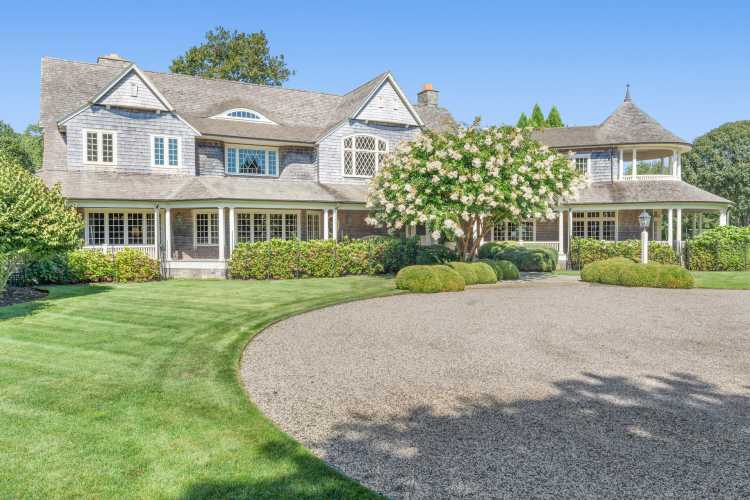 Martha Gundersen and Paul Brennan, Douglas Elliman