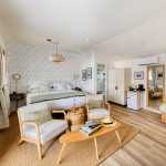 Lark, Hamptons, Penny Lane, Hampton Bays